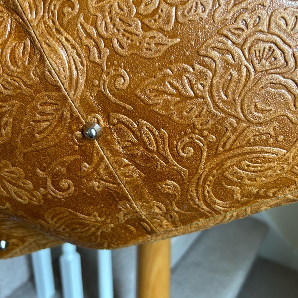 Caramel Brown Embossed Leather Shoulder Bag - Picture 16 of 16